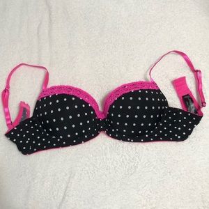 ‼️2/$10‼️ Black and pink bra size 36C